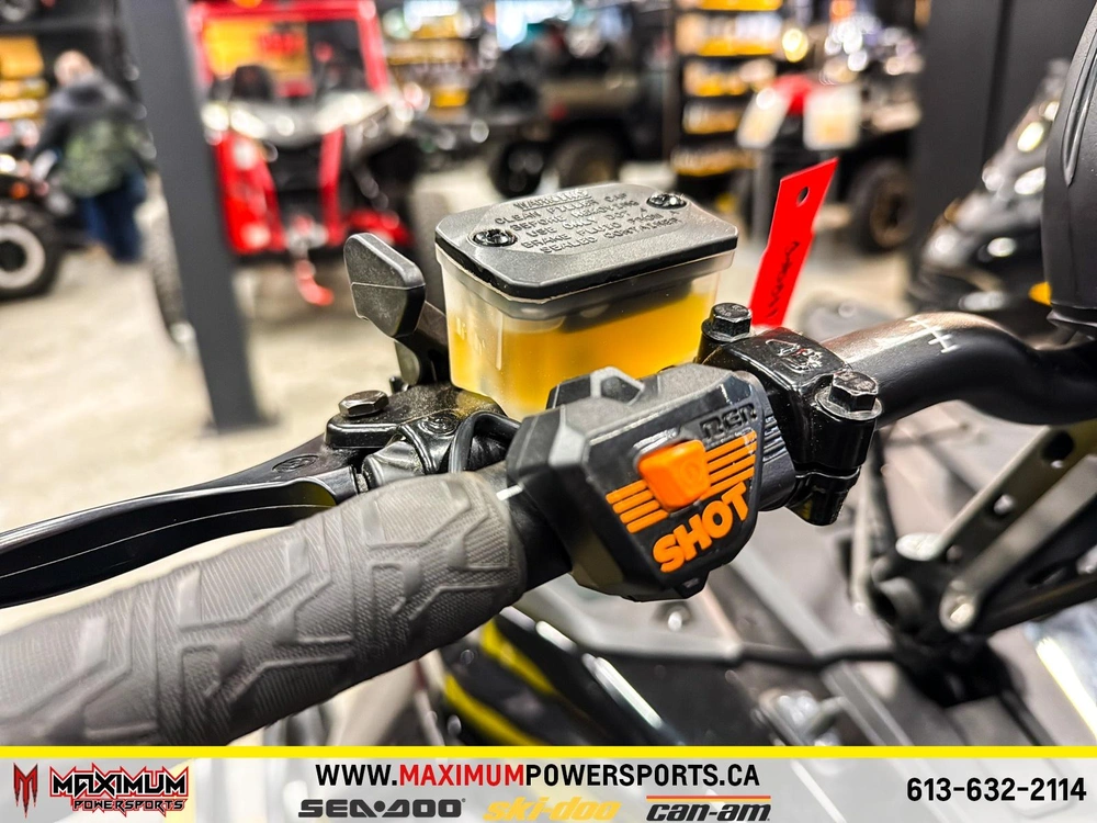 Ski-doo Summit 850 146 2024 alt