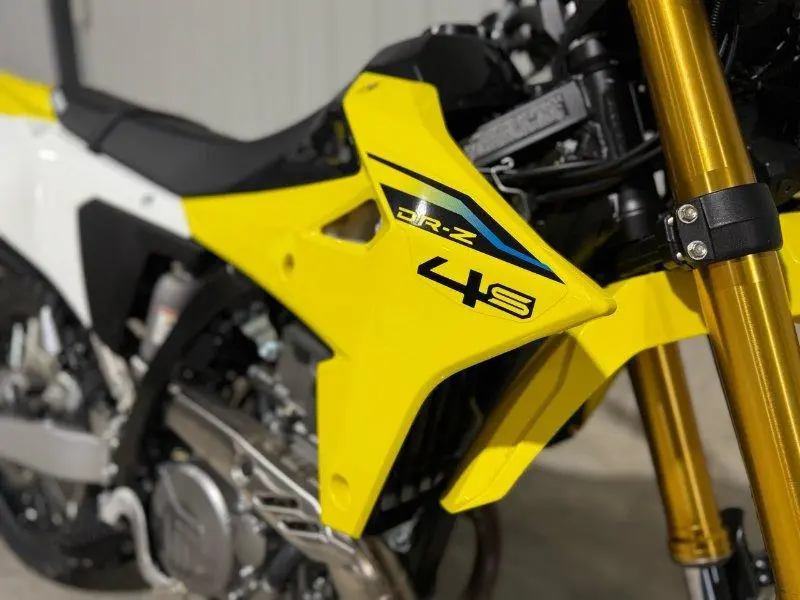 2025 Suzuki DR-Z4S thumbnail 5