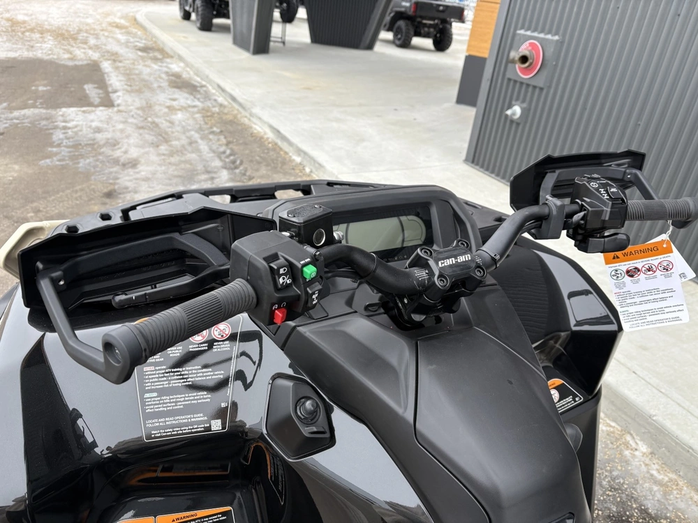 2026 Can-am Outlander Backcountry 1000r alt