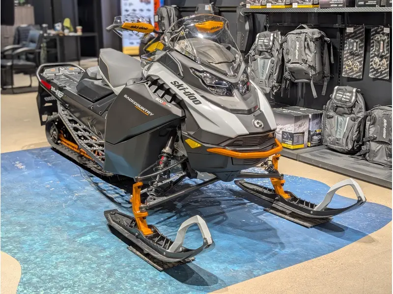 2026 Ski-Doo BACKCOUNTRY ADRENALINE (39") 600R E-TEC PowderMax 2.0" E.S.