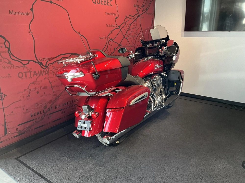 Indian Motorcycle Pursuit Limited + 112 Package 2026 alt
