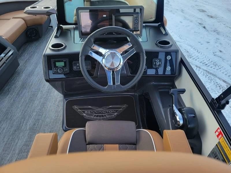 Bennington Marine 22 M Swingback 3t Blanc 2026 alt
