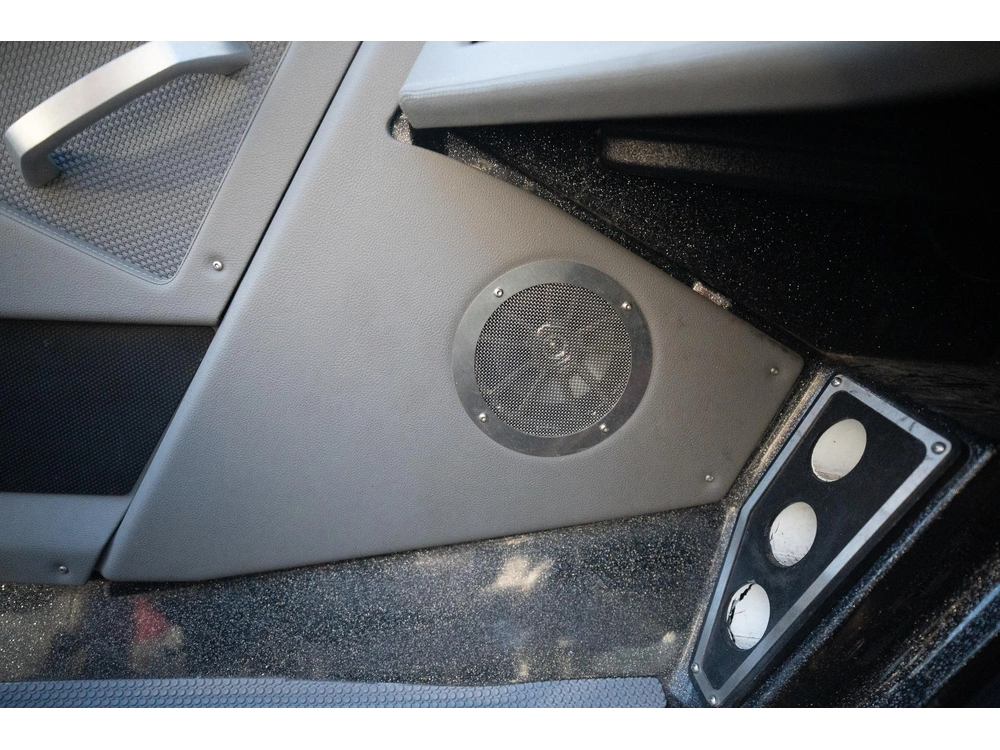 2020 Ranger 620 Pro alt