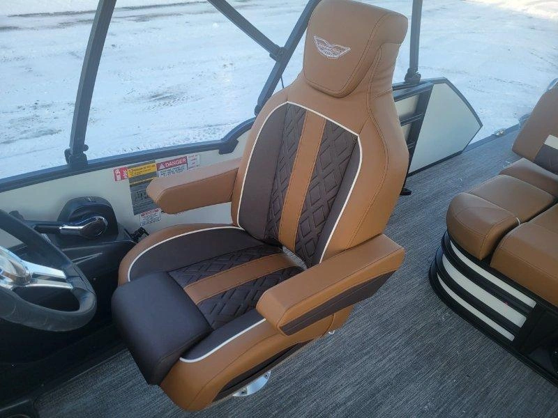 Bennington Marine 22 M Swingback 3t Blanc 2026 alt