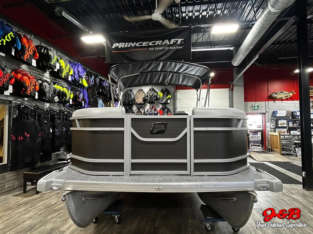 2026 Princecraft Vectra 21 Rl Charcoal 60elpt Ct alt