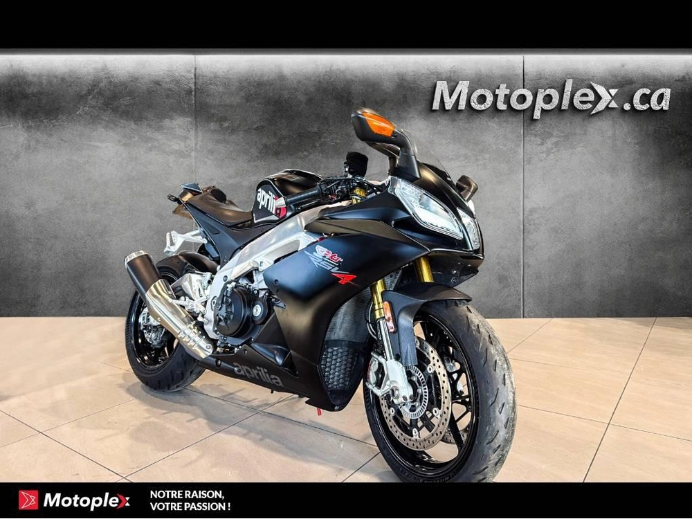 Aprilia Rsv4 *liquidation* 2014 alt