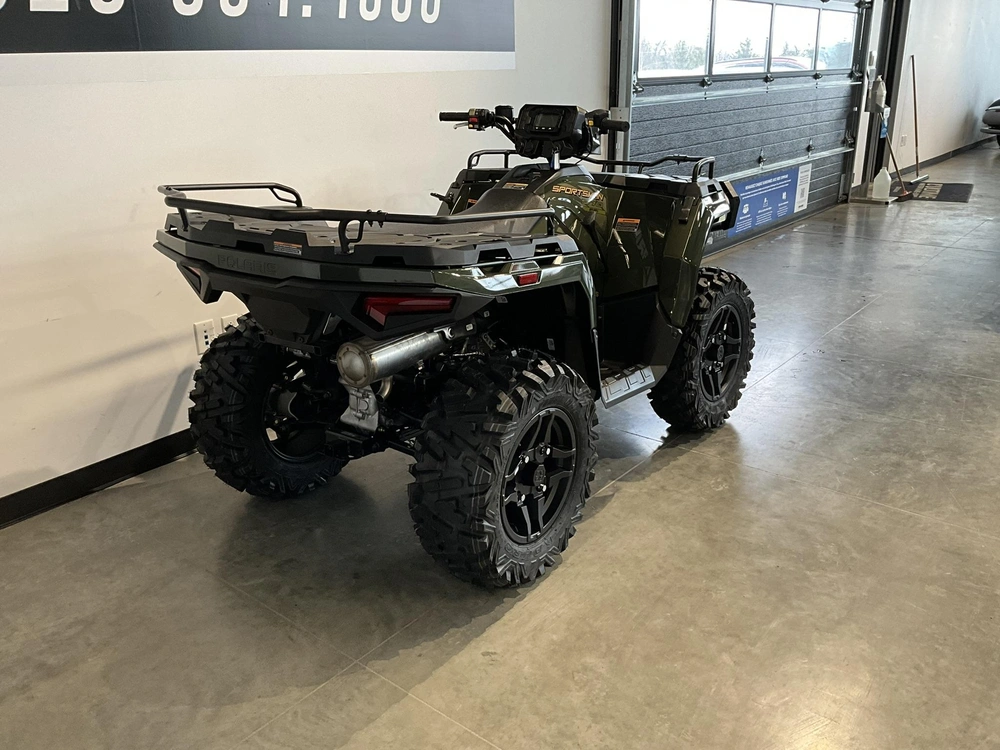 Polaris Sportsman 570 Premium - Édition 40 Ième Anniversaire 2026 alt