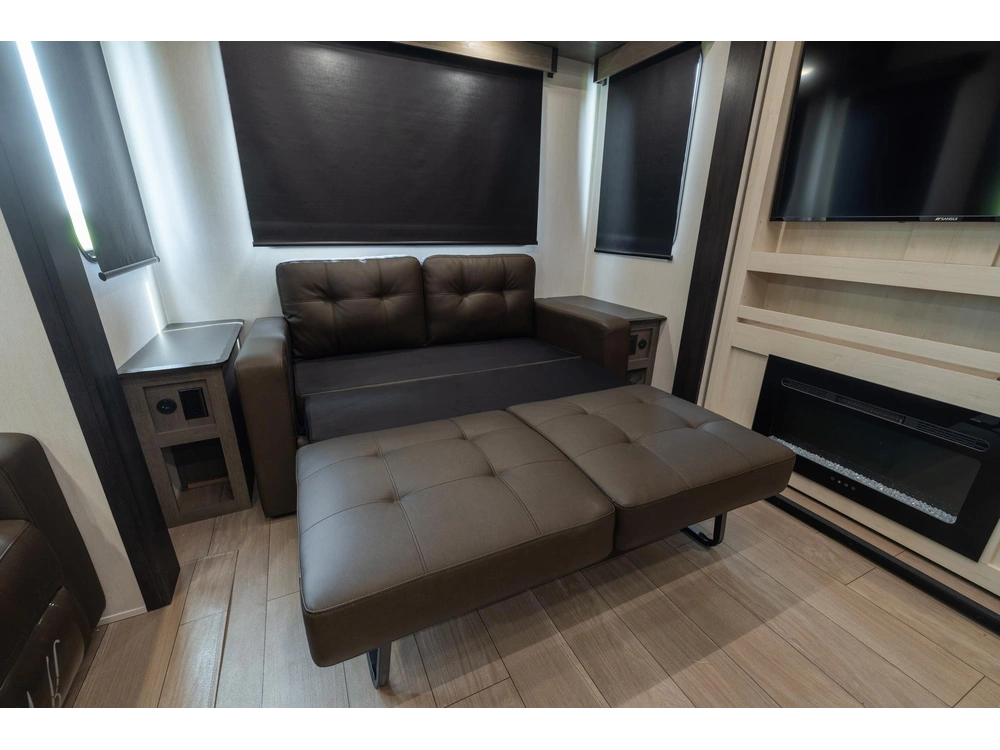 Arctic Wolf 3650 Suite 2026 alt