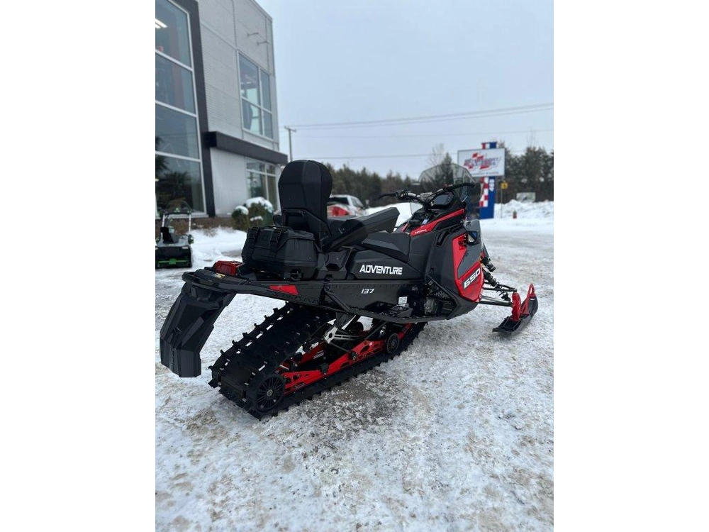 Polaris 650 Indy Adventure 137 2024 alt