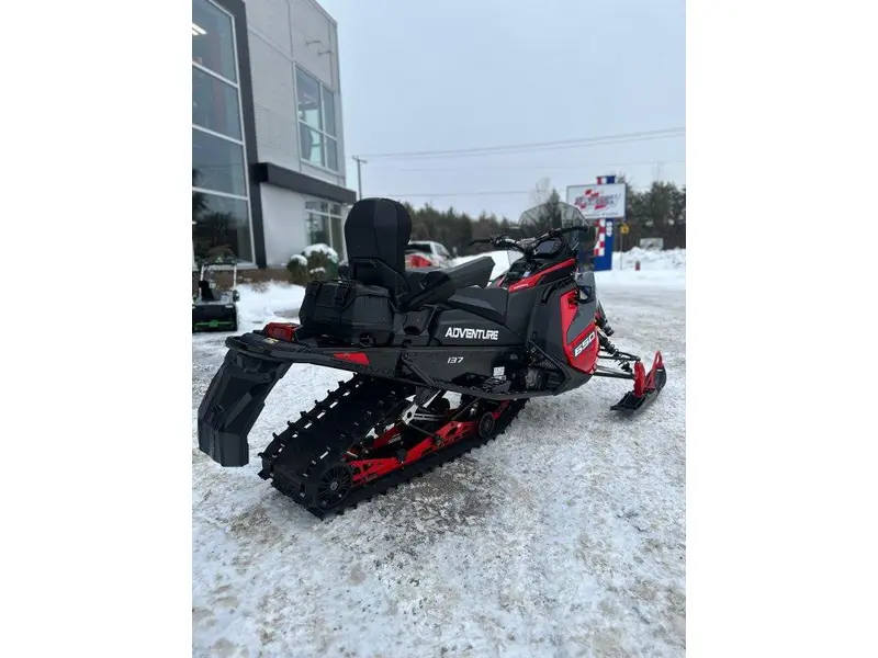 2024 Polaris 650 INDY ADVENTURE 137