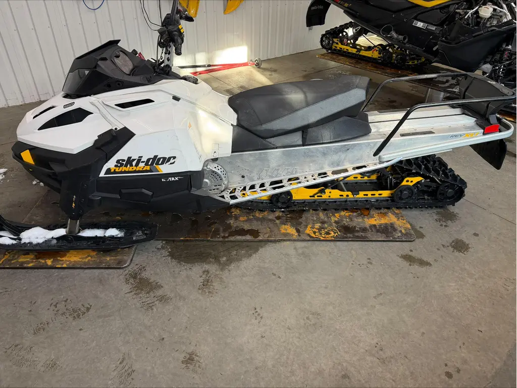 2019 Ski-Doo tundra lt 550f