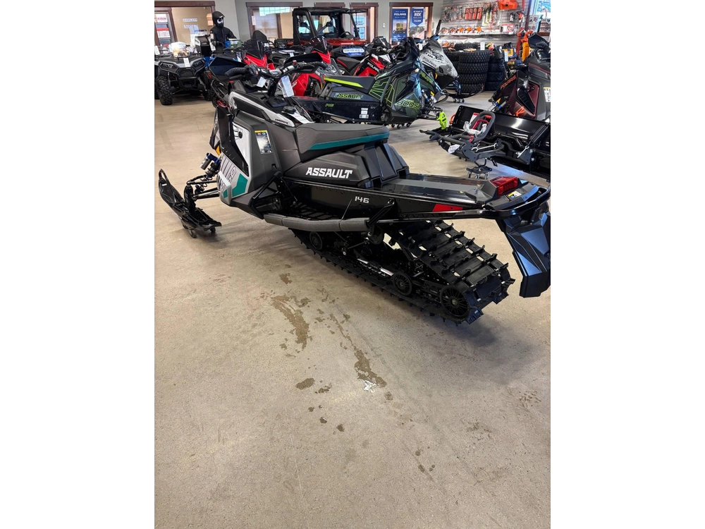 2025 Polaris Switchback® Assault® 850 146 alt