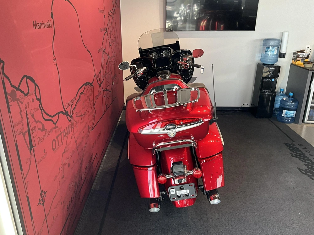 Indian Motorcycle Pursuit Limited + 112 Package 2026 alt