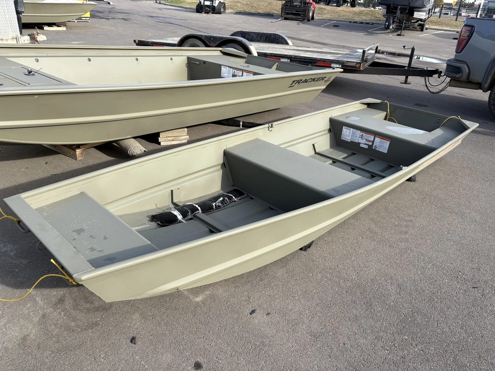 2026 Tracker Grizzly® 1436 Jon alt