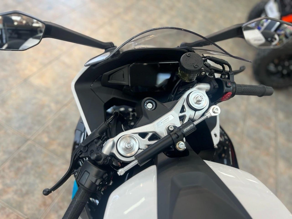 2026 Cfmoto 675ss alt