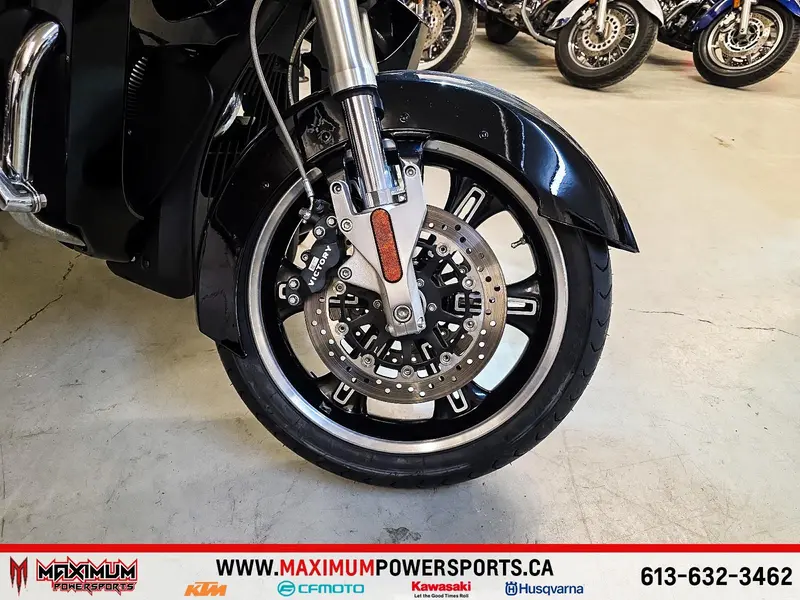 2016 Victory Motorcycles CROSS COUNTRY TOUR ABS