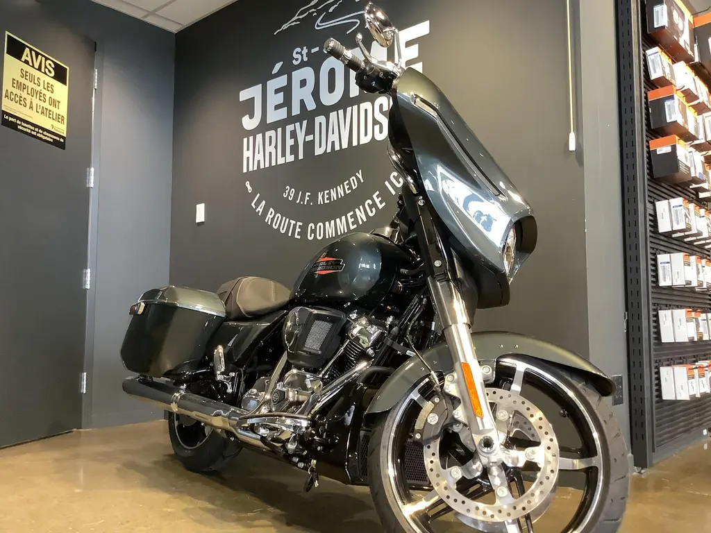 Harley-Davidson STREET GLIDE 2025