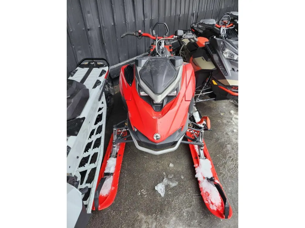 2023 Lynx 2023 Lynx Shredder 154 Ds 850 E-tec alt