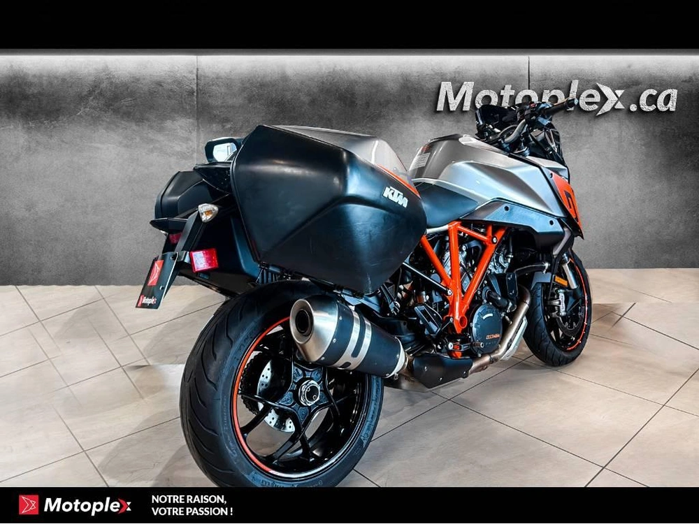 Ktm Superduke Gt 1290r 2017 alt