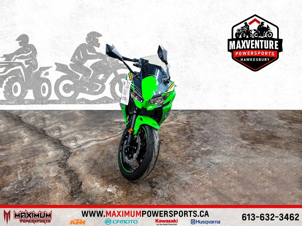 2025 Kawasaki Ninja 650 Krt alt