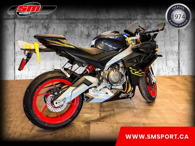 2026 Aprilia Rs 660 alt