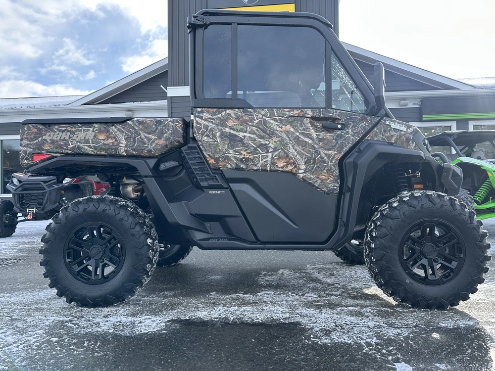 2026 Can-am Defender Ltd Hd11 alt