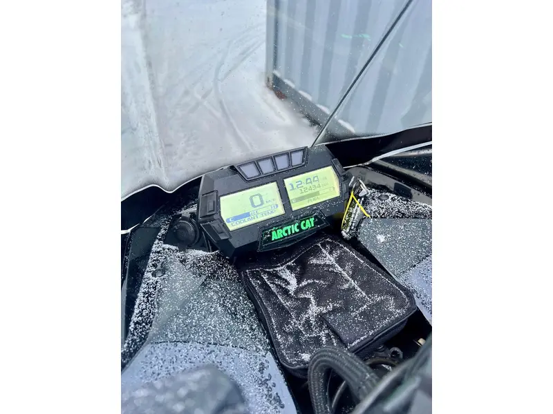 2019 Arctic Cat ZR8000