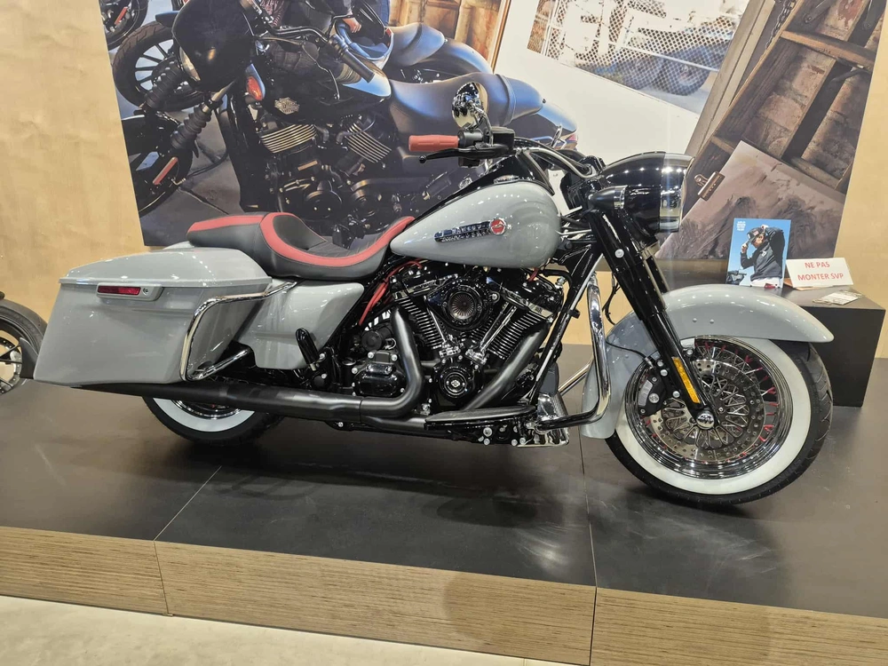 Harley-davidson Road King Custom Flhrxs 2024 alt