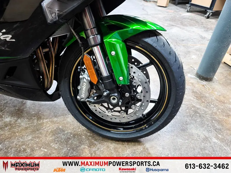 2025 Kawasaki NINJA 1100SX SE thumbnail 9