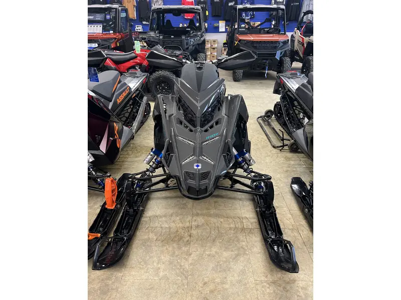 2024 Polaris INDY® VR1 Patriot Boost 137