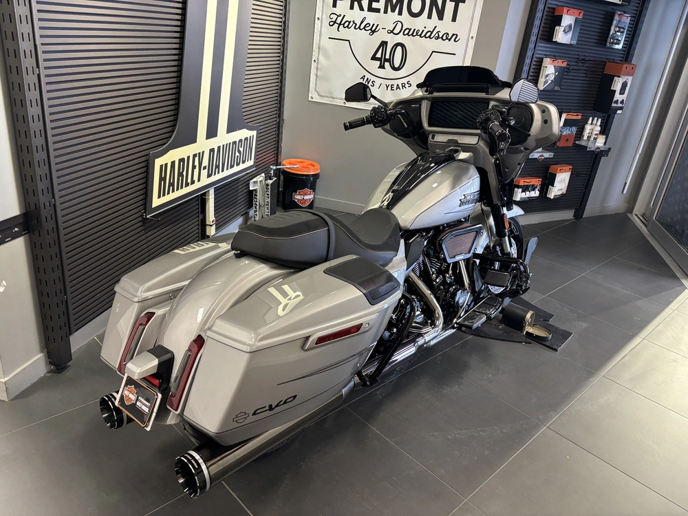 Harley-davidson Cvo Street Glide Flhxse Flhxse 2023