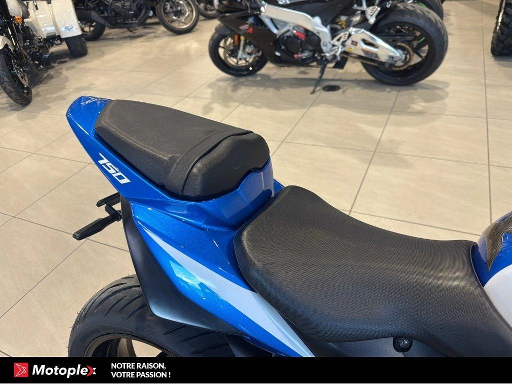 2015 Suzuki Gsx-s 750 *sport Touring* alt