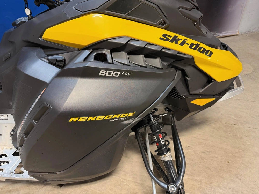 Ski-doo Renegade Sport 600 Ace 2026 alt