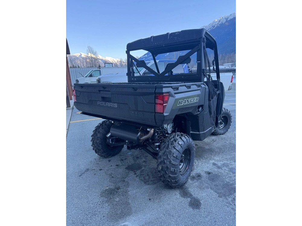 2026 Polaris Ranger 1000 Eps W/roof - Sage Green *$138 Bi-weekly* alt