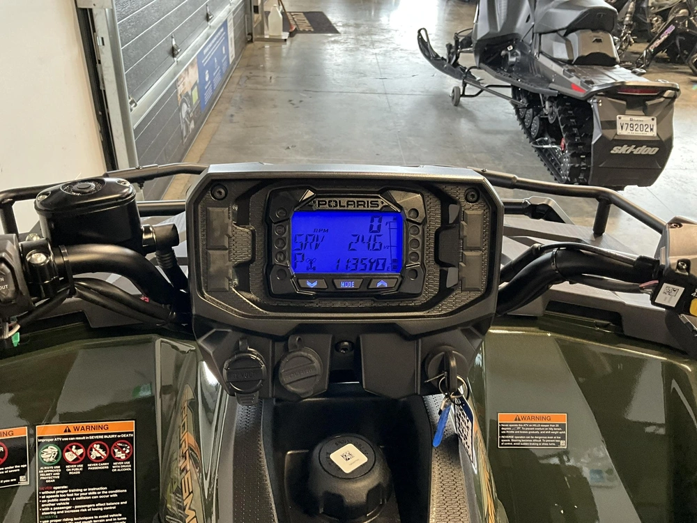 Polaris Sportsman 570 Premium - Édition 40 Ième Anniversaire 2026 alt