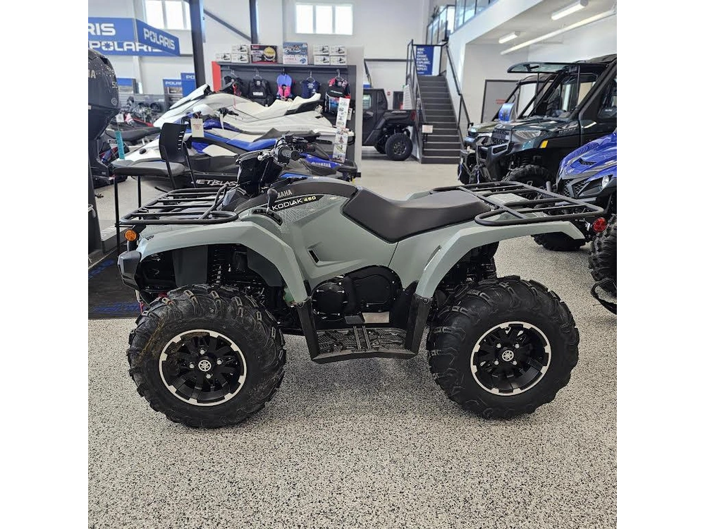 2026 Yamaha Kodiak 450eps Se alt