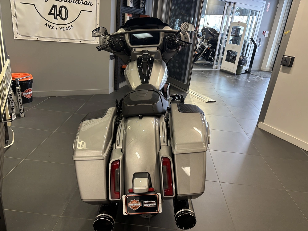 Harley-davidson Cvo Street Glide Flhxse Flhxse 2023