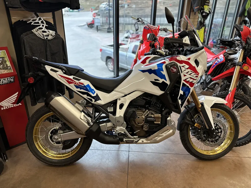 2025 Honda Africa Twin Adventure Sports ES 