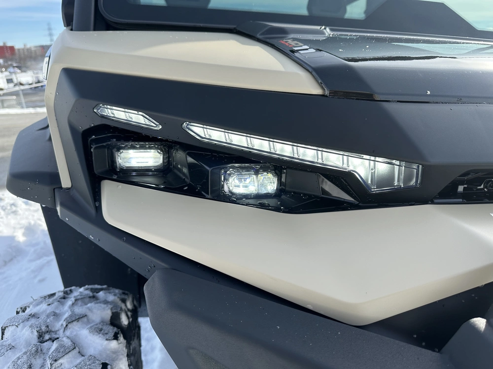 2026 Can-am Defender Ltd Hd11 alt