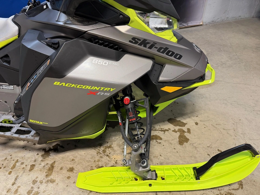Ski-doo Backcountry Xrs 850 Xrs 154 X-rs 2023 alt