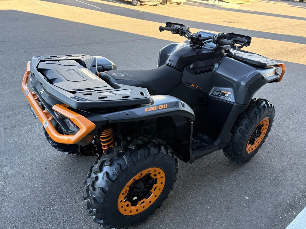 2026 Can-am Outlander Xt-p 1000r With Smart-shox & 10.25 In. Infotainment 4htj alt