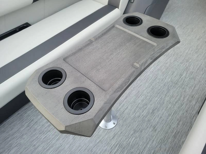 Bennington Marine 22 S Swingback 3t Noir 2026 alt