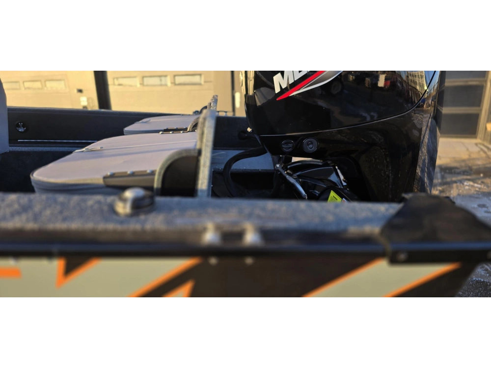 2025 Legend 16 Xf alt