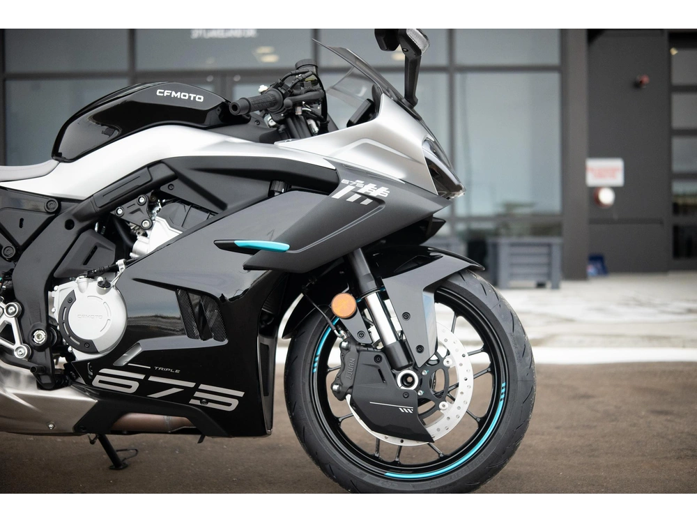 2025 Cfmoto 675ss alt