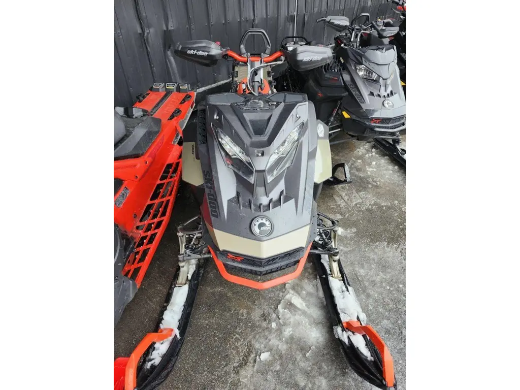 2022 Ski-doo Summit Expert 165 850 E-tec Shot alt