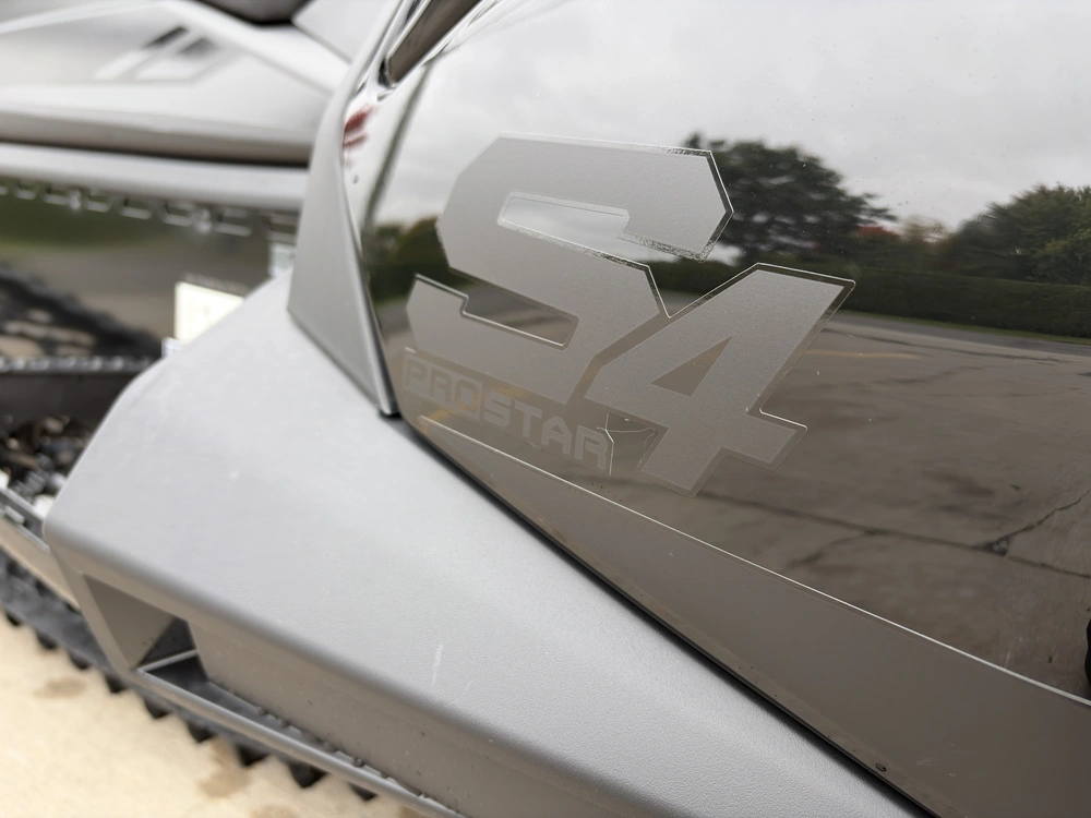 Polaris Prostar S4 Voyageur Adventure Ultimate 2027