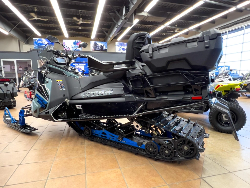 2026 Polaris 850 Titan Adventure Ultimate 1.8
