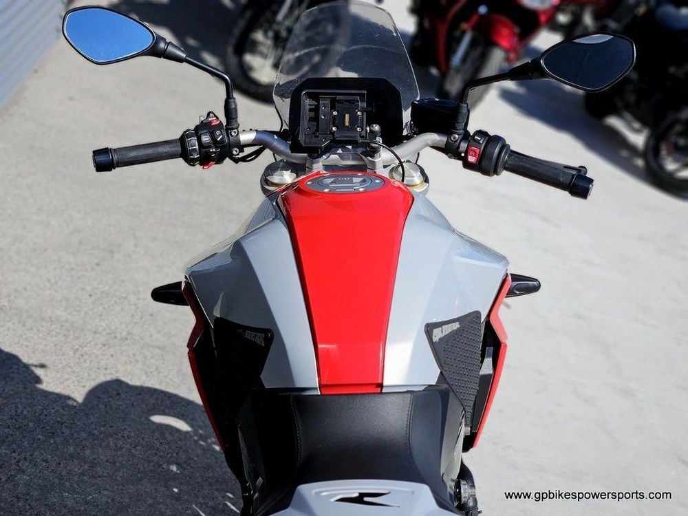 2021 Bmw F 900 R Hockenheim Silver Metallic / Racing Red