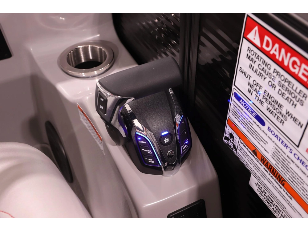 2024 Other 26l Stern Radius Top Deck With Slide alt