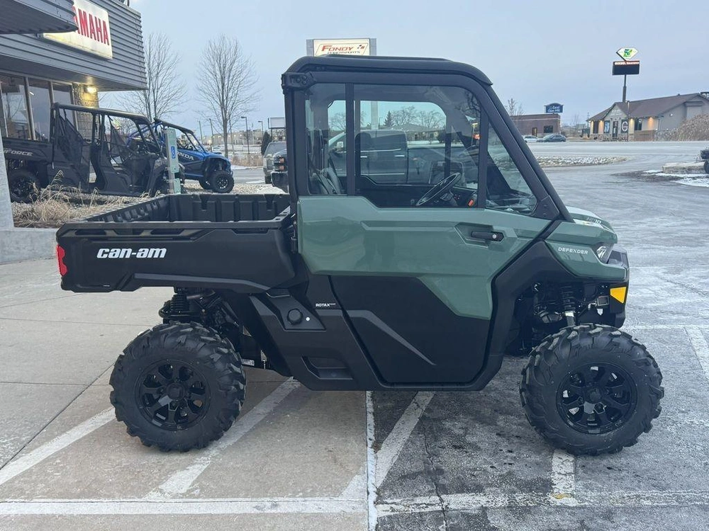 2026 Can-am Defender Dps Cab Hd10